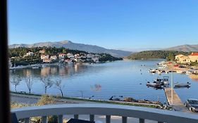 Apartments Ana By The Sea